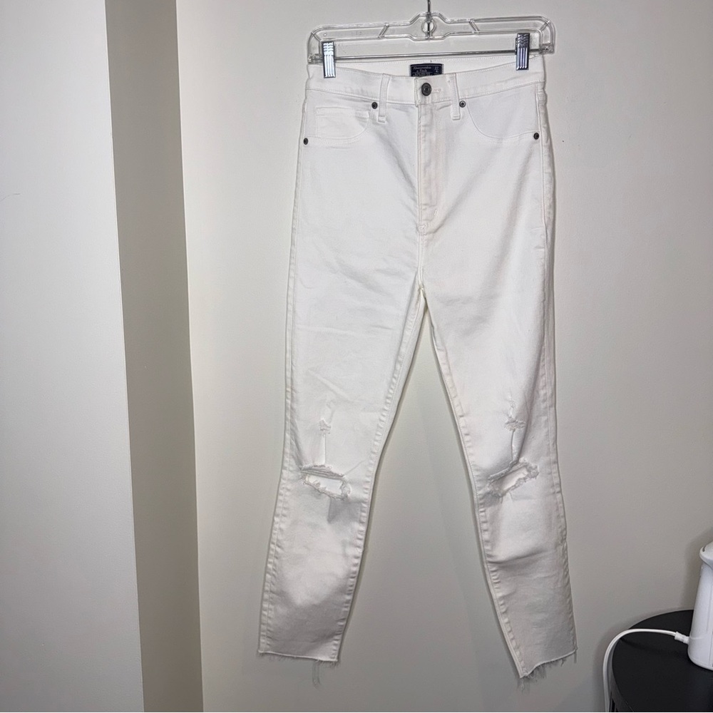 Abercrombie & Fitch White Distressed Ultra High Rise Super Skinny Ankle Jeans - Picture 2 of 6